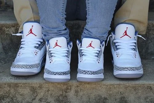 couple-sneakers-20