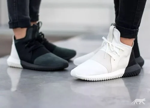 couple-sneakers-5