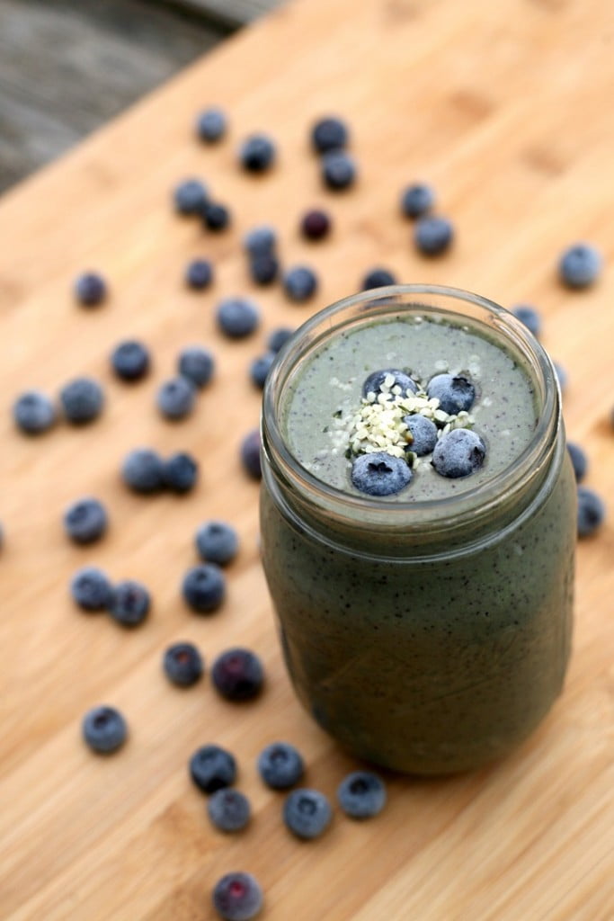 banana-blueberry-hemp-seed-smoothie-1