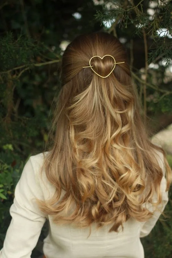 minimal-style-includes-trendy-mini-hair-ornaments-6