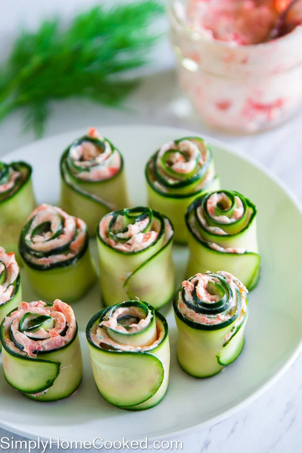 smoked-salmon-cucumber-rolls-5