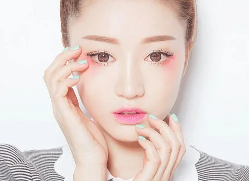 10-beautiful-eyes-with-a-party-10