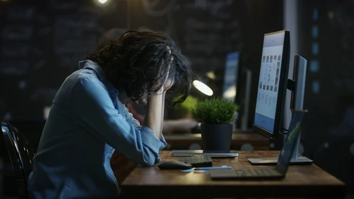 are-you-a-workaholic-2
