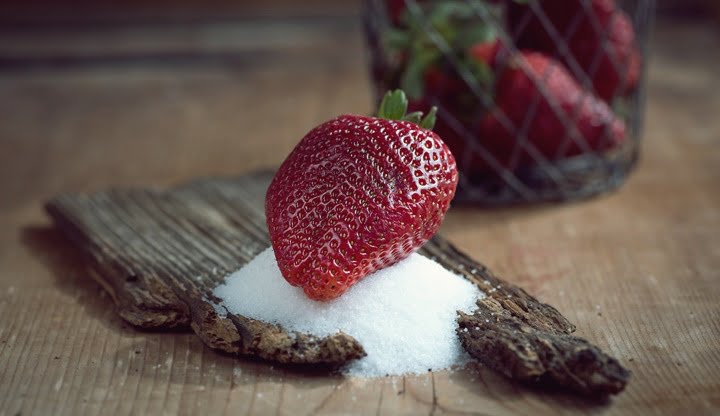 strawberries-1398159_1920